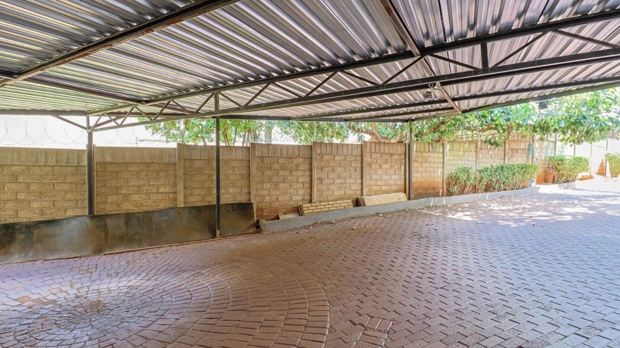 4 Bedroom Property for Sale in Safari Gardens North West
